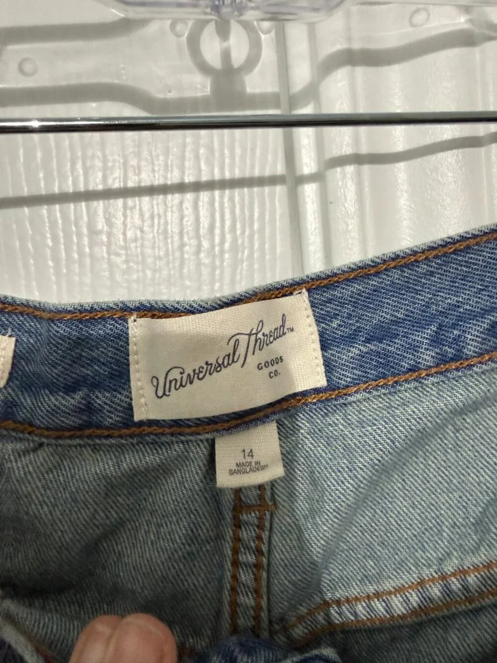 Universal Thread Shorts - Picture 2 of 2